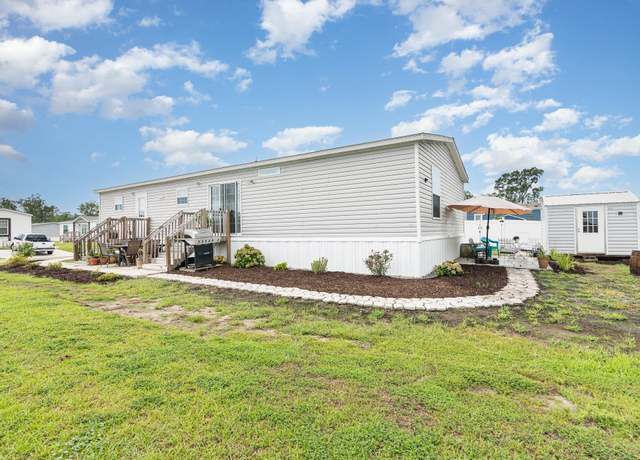 Property at 123 Shetland Woods Dr, Myrtle Beach, SC 29577, 3 beds, 2 baths