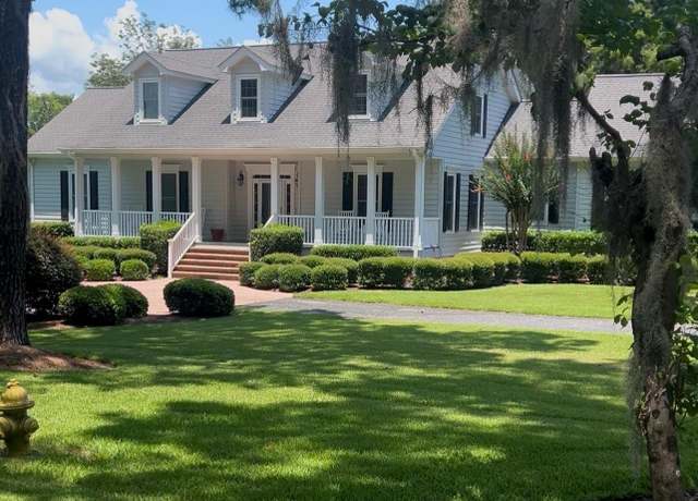 Property at 2902 Waverly Rd, Pawleys Island, SC 29585, 4 beds, 3.5 baths