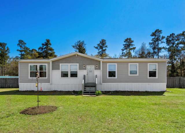 Property at 2600 Daisy Rd, Loris, SC 29569, 3 beds, 2 baths