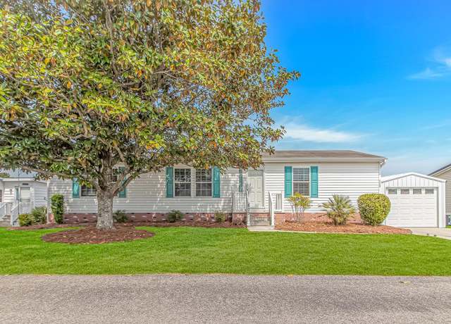 Property at 809 Waterway Dr, North Myrtle Beach, SC 29582, 3 beds, 2.5 baths