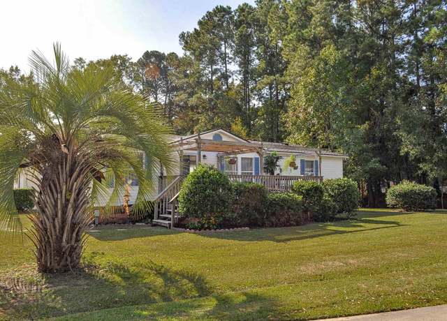 Property at 527 Folly Estate Folly Estates Dr, Myrtle Beach, SC 29588, 3 beds, 2 baths