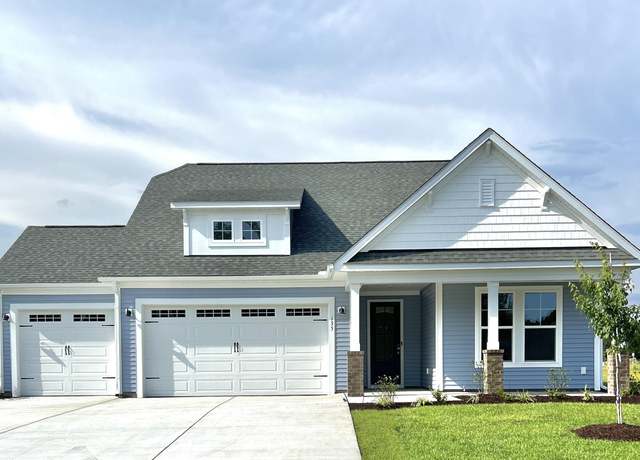 Property at 135 Little Cedar Dr, Loris, SC 29569, 4 beds, 3 baths