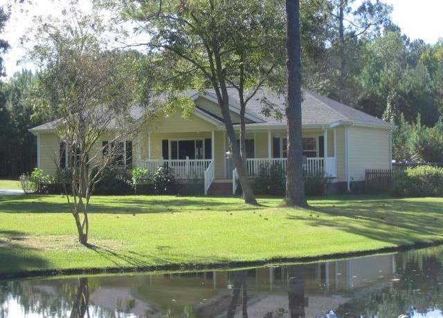 Property at 1237 Spring Garden Rd, Conway, SC 29526, 3 beds, 2 baths