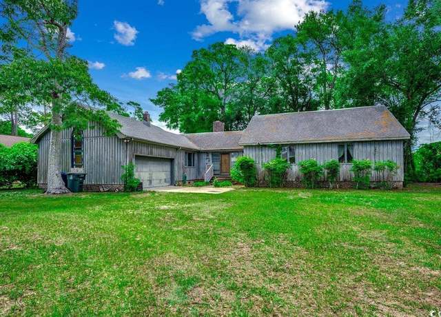 Property at 2010 Ye Olde Kings Hwy, North Myrtle Beach, SC 29582, 4 beds, 3 baths