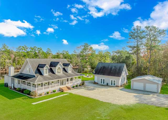 Property at 865 River Rd, Tabor City, NC 28463, 3 beds, 2.5 baths