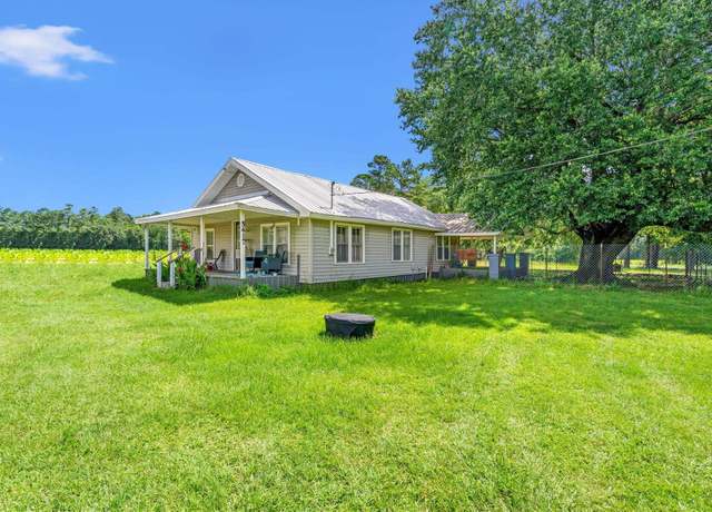 Property at 5417 Highway 712, Loris, SC 29569, 3 beds, 1 bath
