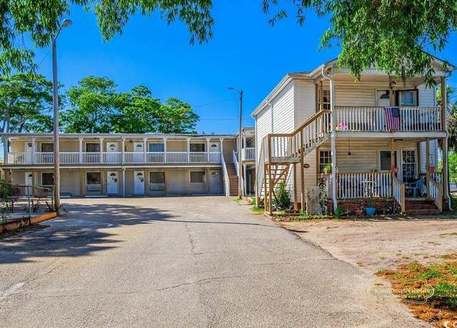 Property at 700 Mitchell Dr, Myrtle Beach, SC 29577