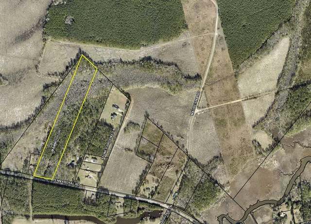 Property at 208 Mammoth Dr, Georgetown, SC 29440