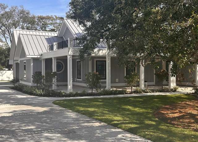 Property at 410 40th Ave N, Myrtle Beach, SC 29577, 3 beds, 2.5 baths