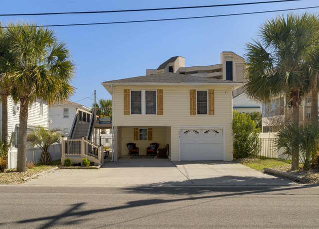 Property at 513 Hillside Dr S, North Myrtle Beach, SC 29582, 3 beds, 2.5 baths