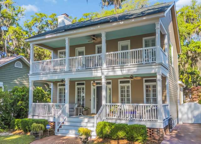 Property at 99 Berry Tree Dr, Pawleys Island, SC 29585, 3 beds, 2.5 baths