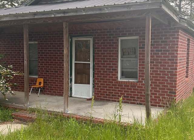 Property at 315 Wilmont St, Lake City, SC 29560, 2 beds, 1 bath