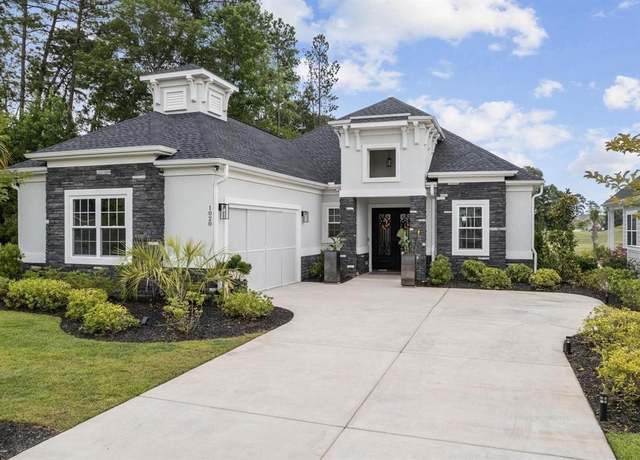 Property at 172 Sago Palm Dr, Myrtle Beach, SC 29579, 4 beds, 3 baths