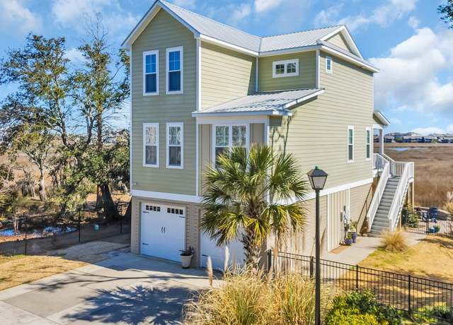 Property at 3 Half Shell Ct, Pawleys Island, SC 29585, 3 beds, 3.5 baths
