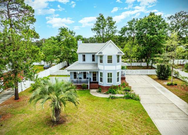 Property at 221 Lander Dr, Conway, SC 29526, 4 beds, 3 baths