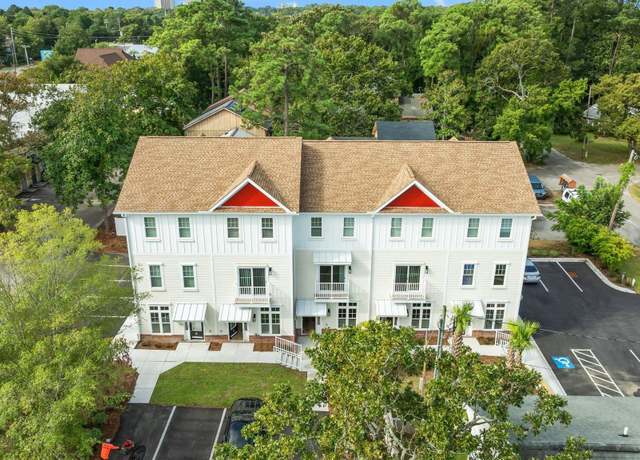 Property at 6606 Wildwood Trl Unit E, Myrtle Beach, SC 29572, 3 beds, 2.5 baths