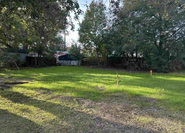 Property at 537 Woodland Dr, Murrells Inlet, SC 29576