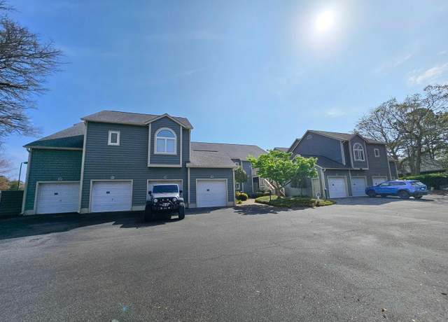 Property at 800 Castleford Cir Unit 1-E, Myrtle Beach, SC 29572, 3 beds, 3 baths