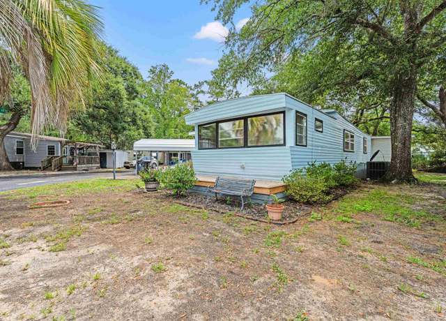 Property at 10 Acorn Ct, Murrells Inlet, SC 29576, 2 beds, 2 baths