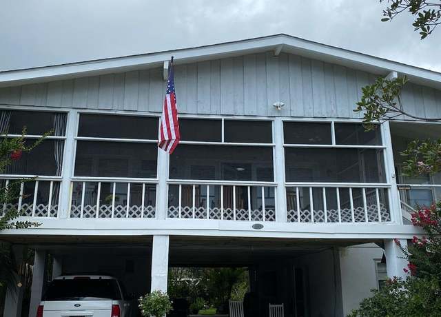 Property at 334 Norris Dr, Pawleys Island, SC 29585, 5 beds, 3 baths