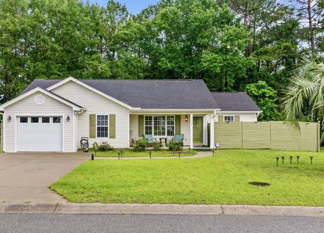 Property at 945 Castlewood Dr, Conway, SC 29526, 3 beds, 2 baths