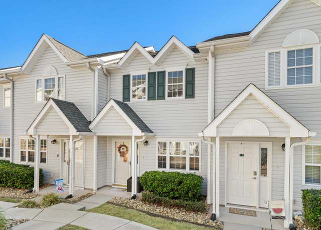 Property at 618 3rd Ave S Unit 4D, North Myrtle Beach, SC 29582, 2 beds, 2.5 baths