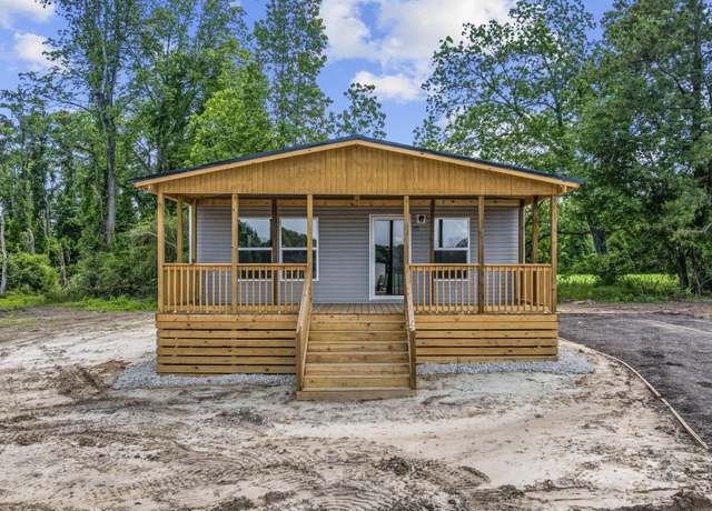Property at 491 N Green Sea Rd, Loris, SC 29569, 3 beds, 2 baths