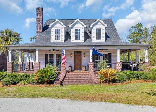 Property at 96 Chippewa Ln, Georgetown, SC 29440, 5 beds, 3.5 baths