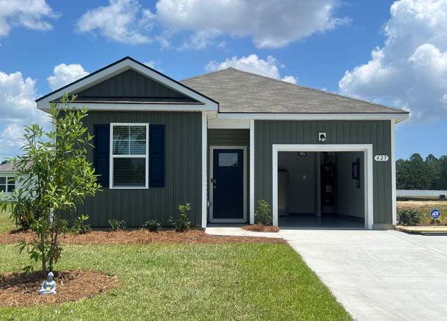 Property at 425 Flank St, Myrtle Beach, SC 29588, 4 beds, 2 baths