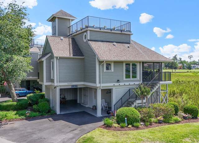 Property at 1663 Harbor Dr, North Myrtle Beach, SC 29582, 3 beds, 2 baths