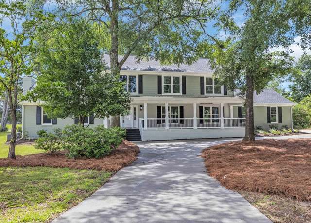 Property at 204 Green Lake Dr, Myrtle Beach, SC 29572, 5 beds, 3.5 baths