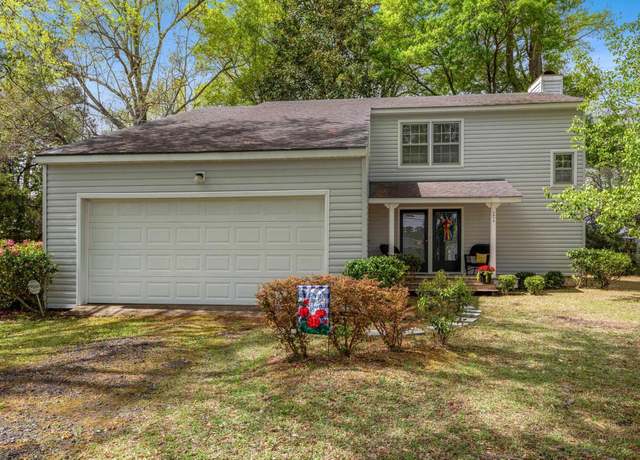 Property at 1213 Oak St, Conway, SC 29526, 2 beds, 1.5 baths