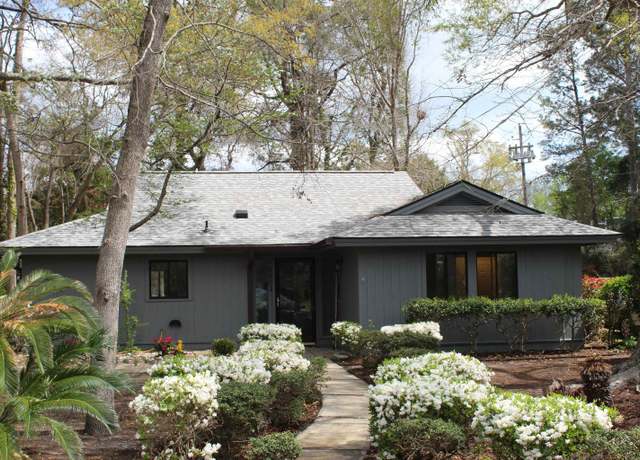 Property at 880 Briarwood Dr, Myrtle Beach, SC 29572, 3 beds, 2 baths