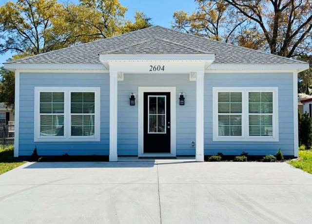 Property at 2604 Willow St, North Myrtle Beach, SC 29582, 3 beds, 2 baths