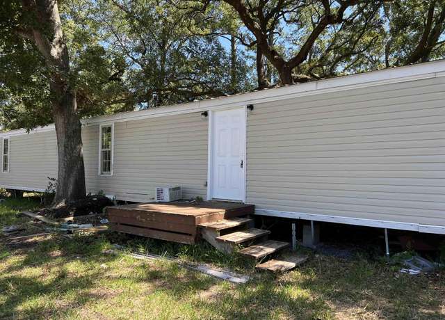 Property at 3885 Murrells Inlet Rd, Murrells Inlet, SC 29576, 2 beds, 2 baths