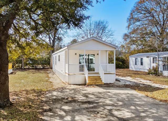 Property at 23 Crooked Island Cir, Murrells Inlet, SC 29576, 2 beds, 2 baths