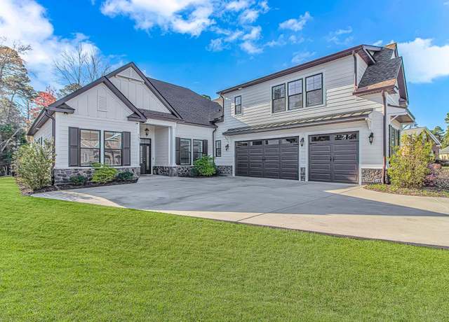 Property at 247 Welcome Dr, Myrtle Beach, SC 29579, 4 beds, 3.5 baths