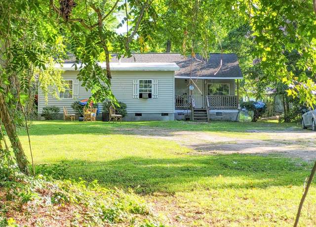 Property at 1706 Foster St, Conway, SC 29527, 3 beds, 1 bath