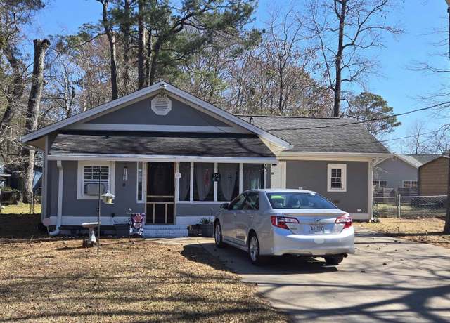 Property at 330 Fairwood Ter, Myrtle Beach, SC 29588, 4 beds, 2 baths
