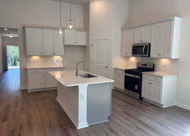 Property at 444 Sun Colony Blvd, Longs, SC 29568, 3 beds, 2 baths