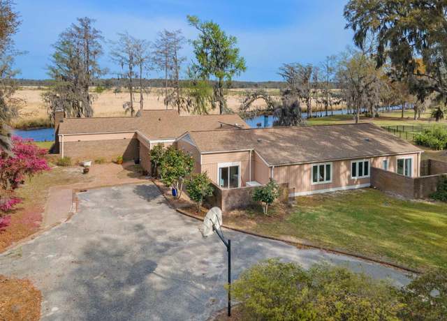 Property at 52 Trimmings Ct, Pawleys Island, SC 29585, 4 beds, 4 baths