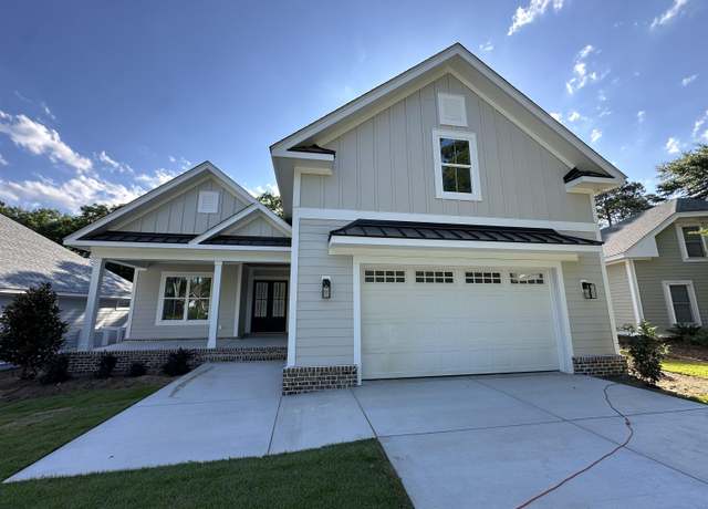 Property at 924 Morrall Dr, North Myrtle Beach, SC 29582, 4 beds, 3 baths