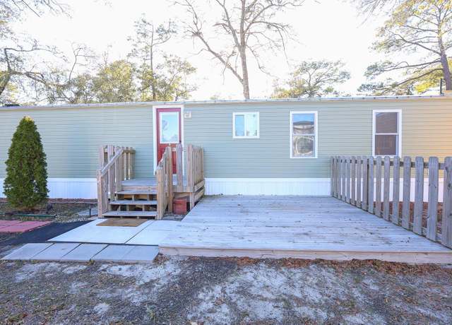 Property at 4615 Pelican St, North Myrtle Beach, SC 29582, 2 beds, 2 baths