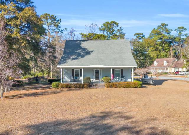 Property at 16 Johnstone Ln, Georgetown, SC 29440, 3 beds, 2 baths
