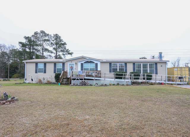 Property at 6284 Donahue Dr, Conway, SC 29527, 3 beds, 2 baths