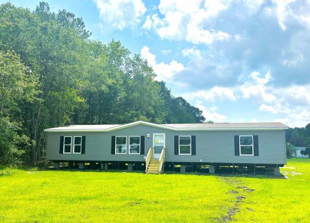 Property at 3353 Fries Bay Rd, Loris, SC 29569, 4 beds, 2 baths
