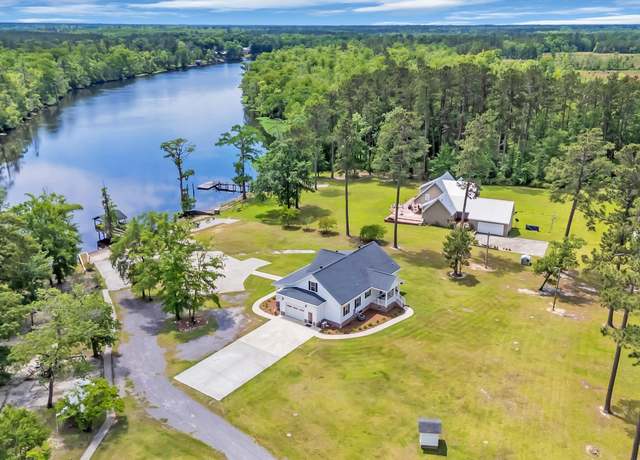 Property at 4074 Center Rd, Georgetown, SC 29440, 1 bed, 2 baths