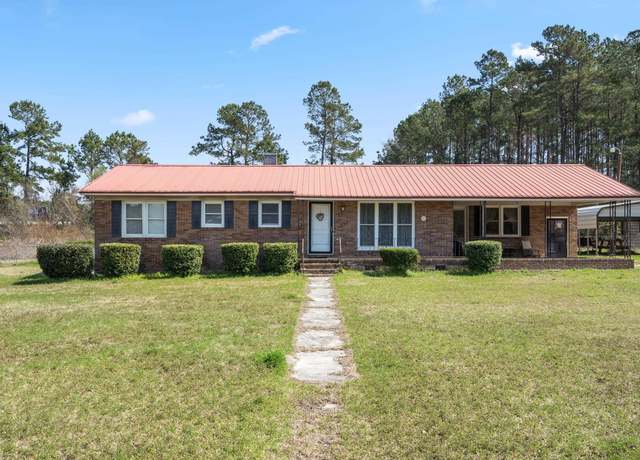 Property at 77 Towhee St, Georgetown, SC 29440, 3 beds, 2 baths