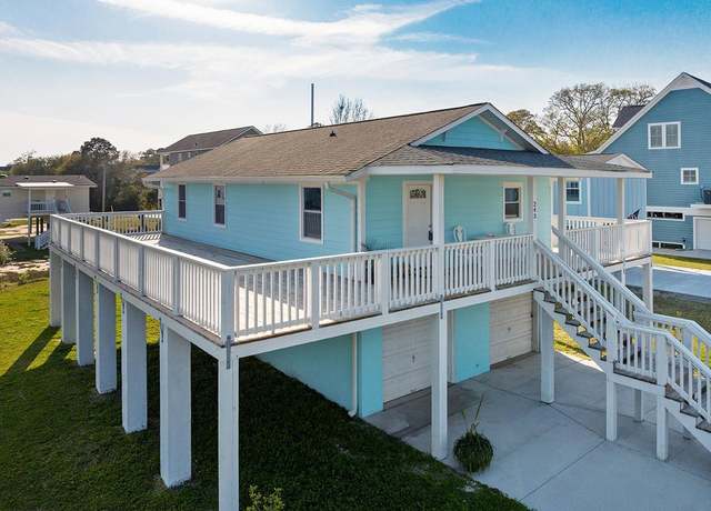 Property at 243 Calhoun Dr, Garden City Beach, SC 29576, 3 beds, 2 baths