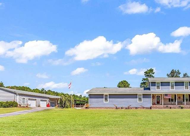Property at 3747 Bakers Chapel Rd, Aynor, SC 29511, 3 beds, 3 baths